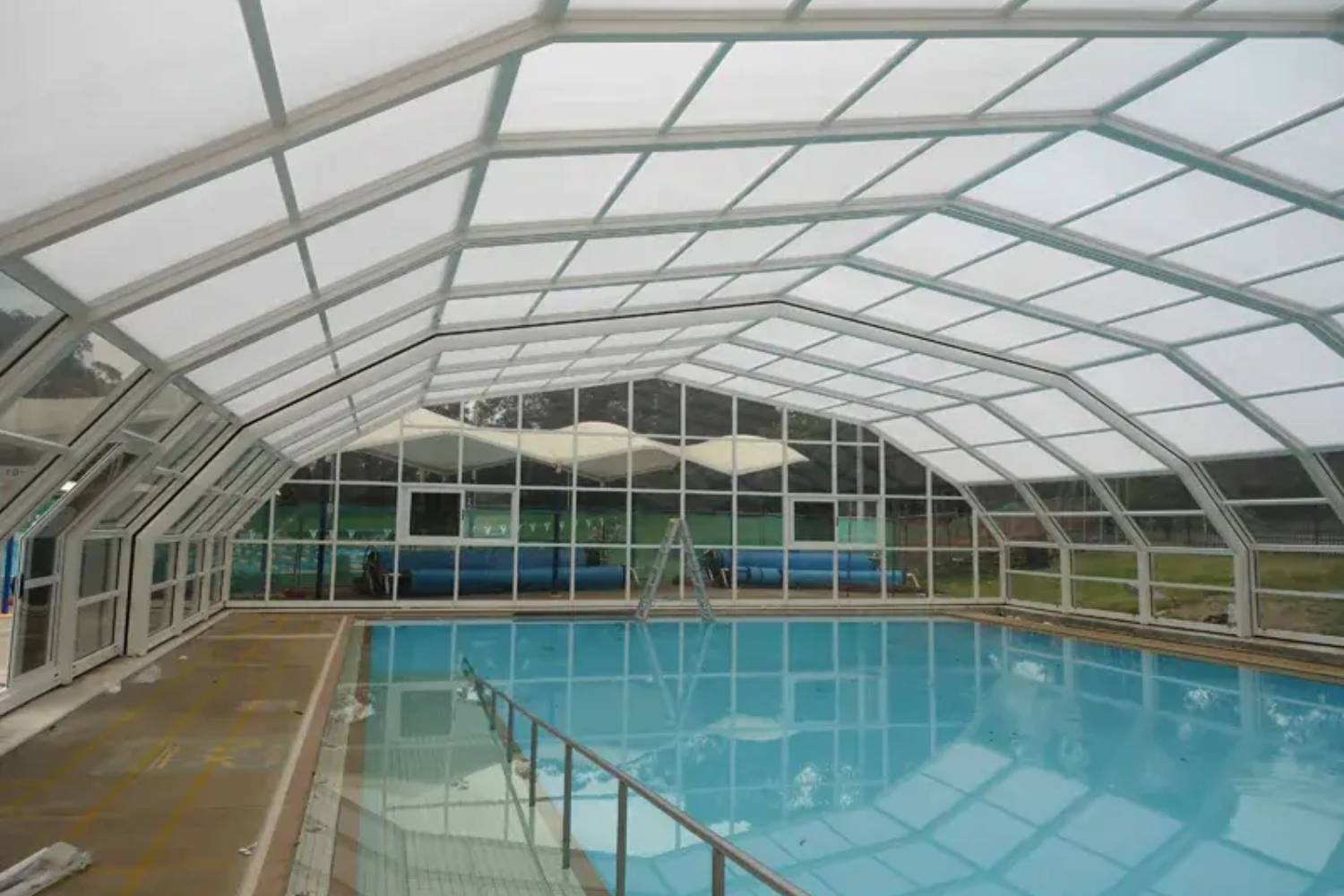 pool-enclousures-kbl-glenbrook-cover-commercial-atypical-australia-5