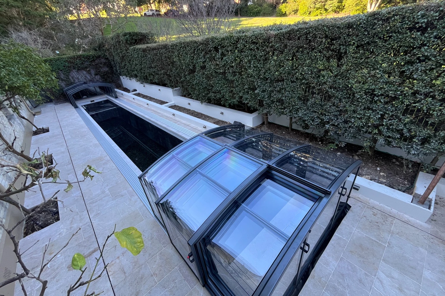 pool-enclosures-kbl-sydney-mcmahonsp-point-nsw-best-pool-cover-stop-leaves-maintenance-australia-1